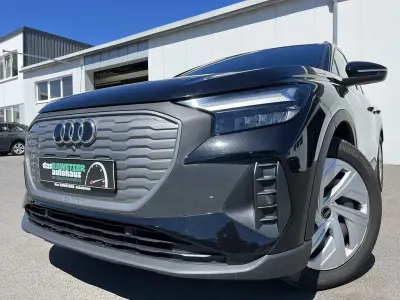 Używany Audi Q4 e-tron Performance 150 kW (204 KM) 2023 Czarny SUV