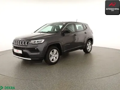 Second-hand Jeep Compass Altitude 131 CP (96 kW) 2025 Gri SUV