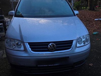 Silber Gebraucht 2005 VW Touran Van / Kleinbus | 2.350 € (Fairer Preis)