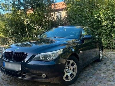 BMW 523