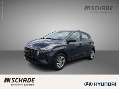 Gebraucht Hyundai i10 Select 67 PS (49 kW) 2022 Grau Kleinwagen