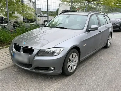 Gebraucht BMW 318 143 PS (105 kW) 2009 Grau Kombi