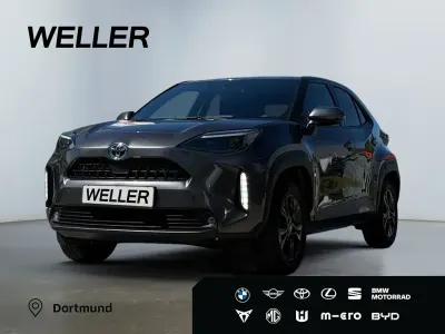 Usata Toyota Yaris Cross Team 116 CV (85 kW) 2022 Grigio SUV