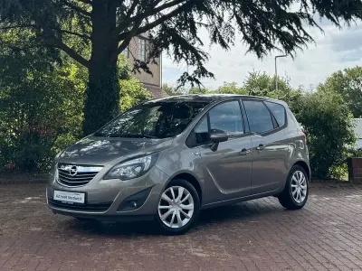 Gebraucht Opel Meriva Innovation 101 PS (74 kW) 2010 Grau Van / Kleinbus