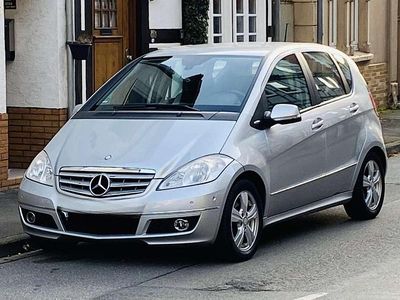Gebraucht Mercedes A160 Avantgarde 95 PS (69 kW) 2010 Grau Limousine