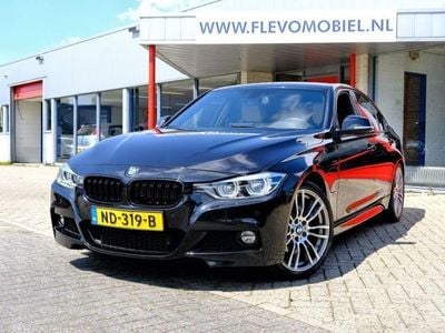 BMW 330e