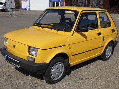 Usado Fiat 126 24 HP (17 kW) 2000 Amarelo Citadino