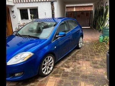 Gebraucht Fiat Bravo 150 PS (110 kW) 2009 Blau Kleinwagen