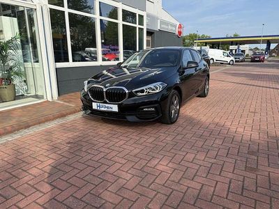 Black sapphire metallic Gebraucht 2023 BMW 118 Advantage Kleinwagen | 21.900 € (Fairer Preis)