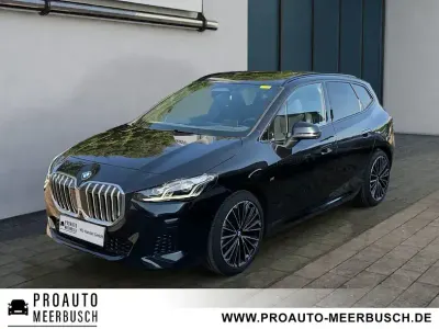 Gebraucht BMW 218 Active Tourer M Sport 136 PS (100 kW) 2025 Black sapphire Van / Kleinbus
