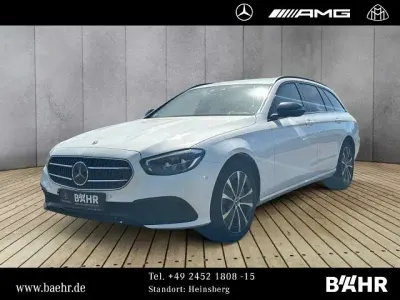 Używany Mercedes E300 Avantgarde 194 KM (142 kW) 2022 Biały Kombi