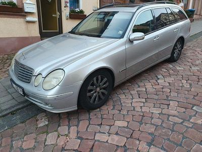 Mercedes E220
