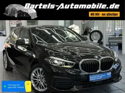 Gebraucht BMW 118 Advantage 136 PS (100 kW) 2022 Black sapphire metallic Limousine