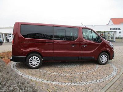 Gebraucht Renault Trafic 150 PS (110 kW) 2024 Rot Van / Kleinbus
