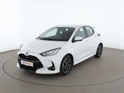 Gebraucht Toyota Yaris Team 91 PS (66 kW) 2021 Weiß Kleinwagen
