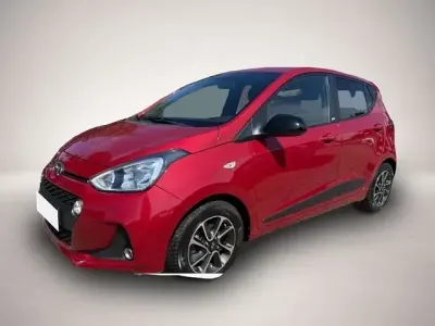 Gebraucht Hyundai i10 Passion 87 PS (63 kW) 2018 Rot Kleinwagen