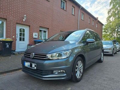 Gebraucht VW Touran Comfortline 116 PS (85 kW) 2018 Schwarz Van / Kleinbus