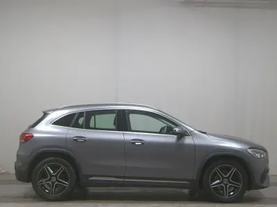 Używany Mercedes GLA220 AMG line 190 KM (139 kW) 2023 Szary SUV