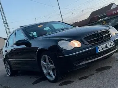 Gebraucht Mercedes C320 Avantgarde 218 PS (160 kW) 2001 Schwarz Limousine