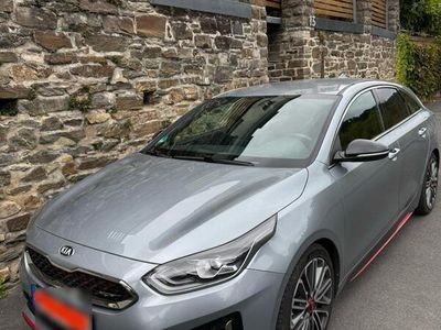 Kia ProCeed GT