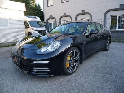 Porsche Panamera 4S