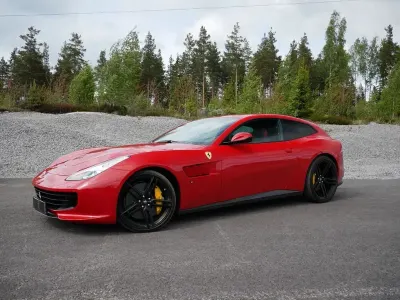 Gebraucht Ferrari GTC4Lusso 689 PS (506 kW) 2019 Rot Kombi