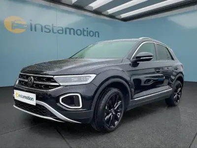 Second-hand VW T-Roc 150 CP (110 kW) 2023 Negru SUV