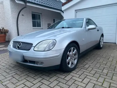 Usata Mercedes SLK200 136 CV (100 kW) 1997 Argento Cabrio