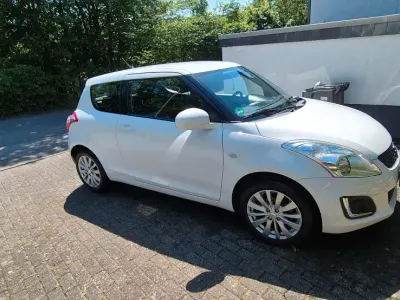 Gebraucht Suzuki Swift Comfort 94 PS (69 kW) 2017 Weiß Kleinwagen