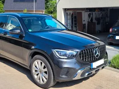 Gebraucht Mercedes GLC400d 330 PS (242 kW) 2020 Grau SUV