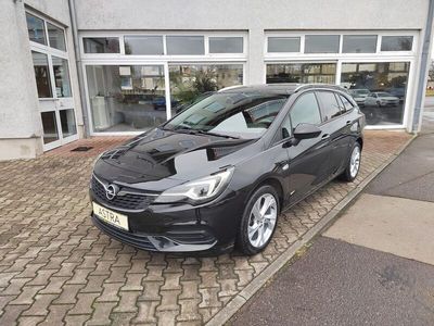 Schwarz Gebraucht 2021 Opel Astra Design & Tech Kombi | 17.580 € (Etwas zu teuer)
