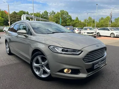 Gebraucht Ford Mondeo Titanium 203 PS (149 kW) 2015 Silber Kombi