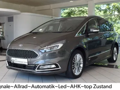 Gebraucht Ford S-MAX Vignale 179 PS (131 kW) 2017 Grau Van / Kleinbus