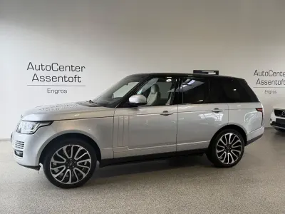 Gebraucht Land Rover Range Rover Vogue 258 PS (189 kW) 2014 Silber SUV