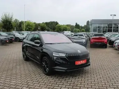 Gebraucht Skoda Karoq SportLine 190 PS (139 kW) 2024 Schwarz SUV