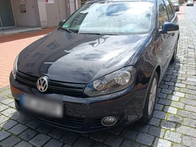 Używany VW Golf VII Match 122 KM (89 kW) 2013 Czarny Kombi