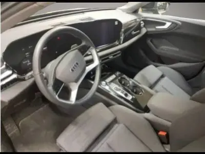 Gebraucht Audi A5 Business 204 PS (150 kW) 2025 Manufacturer Kombi