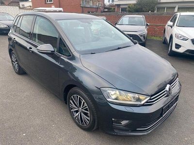 Carbon steel grey metallic Gebraucht 2016 VW Golf Sportsvan Allstar Van / Kleinbus | 15.950 € (Fairer Preis)