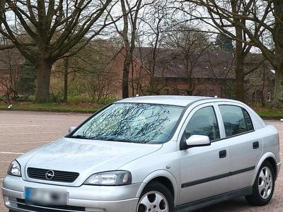 Gebraucht Opel Astra 86 PS (63 kW) 2002 Silber Limousine