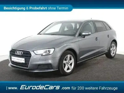 Gebraucht Audi A3 Sport 150 PS (110 kW) 2020 Grau Limousine