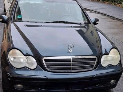 Mercedes C180