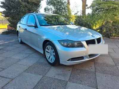 Brugt BMW 318 129 HK (94 kW) 2007 Sølv Sedan