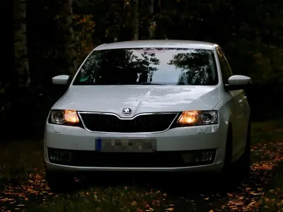 Używany Skoda Rapid 90 KM (66 kW) 2016 Biały Hatchback