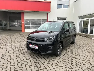 Neu Citroën Berlingo 110 PS (80 kW) 2026 Perla nera schwarz Van / Kleinbus