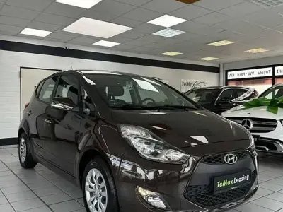 Gebraucht Hyundai ix20 Style 125 PS (91 kW) 2017 Braun Kleinwagen