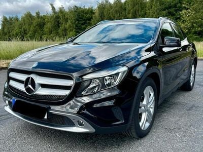 Mercedes GLA220