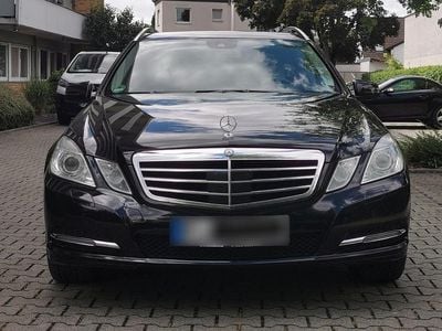 Second-hand Mercedes E250 204 CP (150 kW) 2013 Negru Break