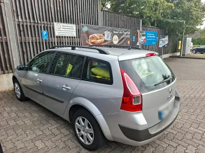 Gebraucht Renault Mégane GrandTour 110 PS (80 kW) 2006 Silber Kombi