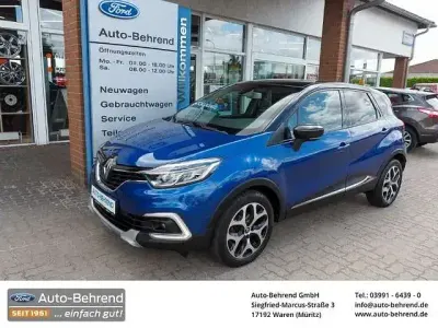 Gebraucht Renault Captur Intens 90 PS (66 kW) 2019 Blue rqh + black gne SUV