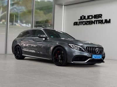 Mercedes C63 AMG